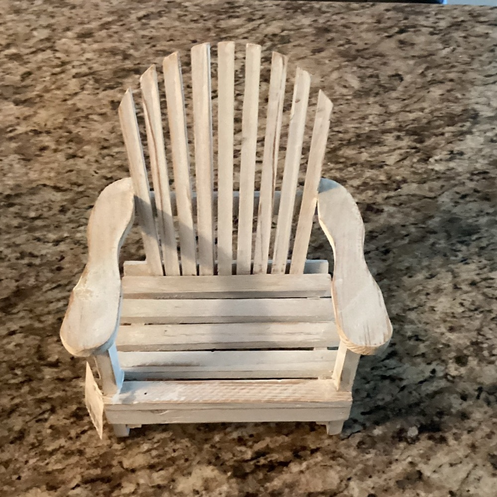 Toy chair for dolls or bears